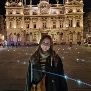 Antoinette - Prof de Français Scolaire - Villeurbanne