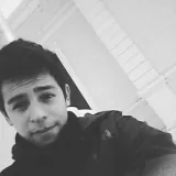 Valentin - profesor de economía - Capital