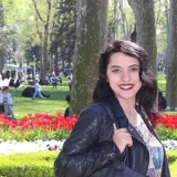 İlknur - İngilizce konuşma becerileri öğretmeni - İstanbul