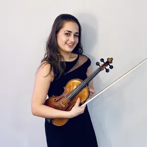Maria - Profe de violín - Clydebank