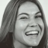 Sabrina - Prof de photographie - Olonzac