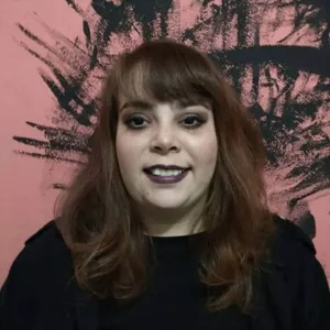 Letícia - Professor de Pintura - 