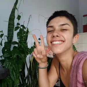 Maria Fernanda - Prof de yoga hatha - Areal