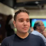 Joao - Prof de marketing - Salvador