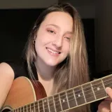 Juliana - profesor de musicales - Medellín