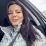 Betül - Fen bilimleri öğretmeni - 