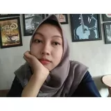 Ayu - Guru bulu tangkis - 