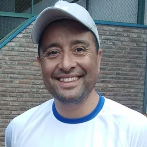 Claudio - Profesor tenis - Buenos Aires