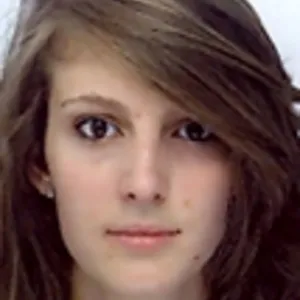 Alice - Prof d'économie - Cergy