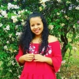 Luana - Professor de Biologia - 