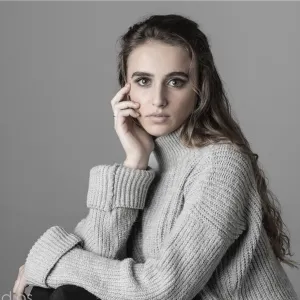 Claudia - profesor de escritura en Español - Exeter