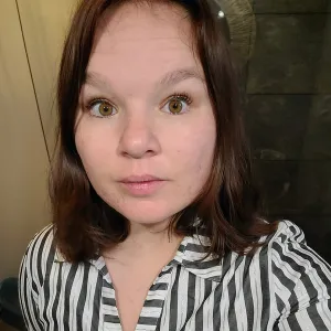 Chloé - Prof de français - Estoublon