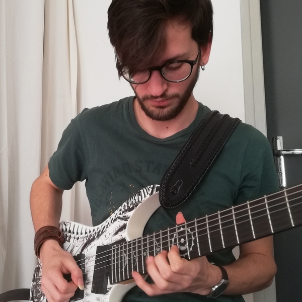 Cours de guitare électrique / folk niveaux débutant et intermédiaire sans solfège sur Rennes
