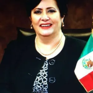 Esmeralda - Profesor de historia del derecho - Durango