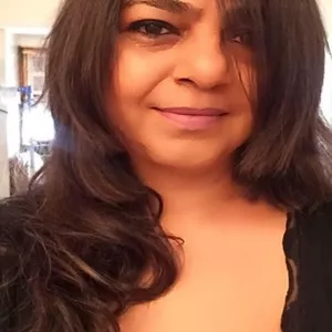 Elavia - ESL tutor - Mumbai