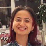 Merve - Ödevlere yardım öğretmeni - İstanbul