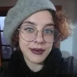 Maia - Prof de iniciação à internet - Carvoeira