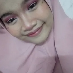 Femy - Guru stylisme - Bekasi