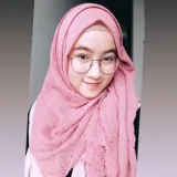 Litha - Guru farmasi - DKI Jakarta