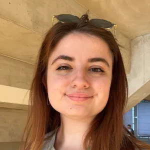 Lara - Prof de maths - Belfort