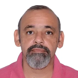 Frederico Tático Vinhal Borges - Professor de físico - química - Fortaleza
