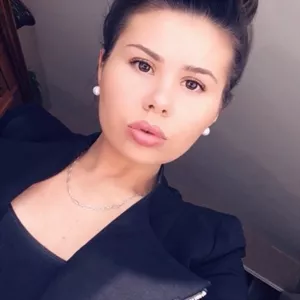 Lola - Prof de français - Clichy