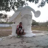Yamil - profesor de artes plásticas - 