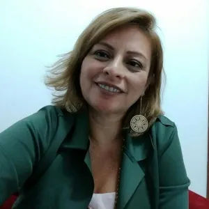 Adrienne - Professor de coaching de busca de empregos - Manaus