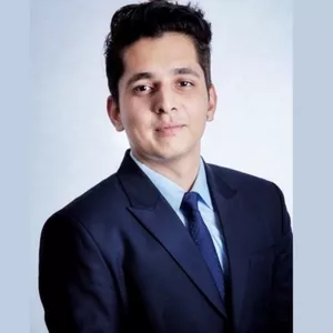 Ronit - Maths tutor - Hamilton