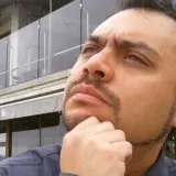 Yonel - Profesor de diseño gráfico - Valparaíso
