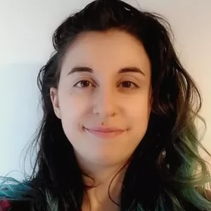 Romane - Prof de photoshop - Lyon 8e