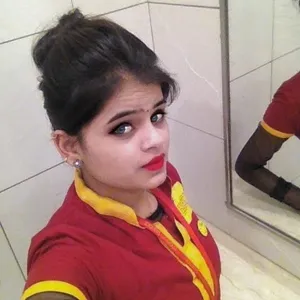 Neelam - Make-up tutor - New Delhi
