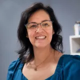 Silvana - Professor de alfabetização - Encosta do Sol