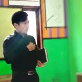 Moch Bagas - Guru bahasa arab - Parung