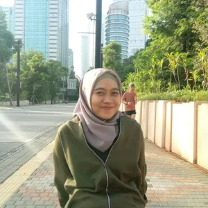 Dinda - Guru bahasa indonesia untuk orang asing - Cipondoh