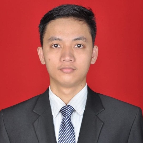 Alumni Fisika Universitas Diponegoro IPK 3.75 lulusan tercepat dan terbaik Jurusan Fisika.