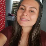 Laura - profesor de canto - Ibagué