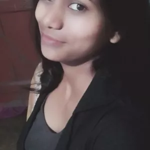 Munmun - Yoga teacher - Asansol