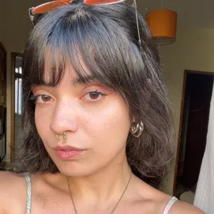 Samantha - Prof de desenho - Centro