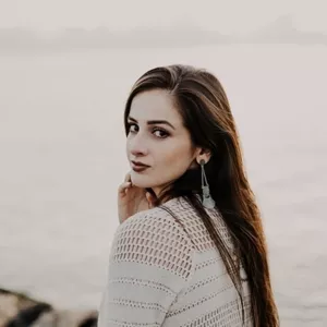 Ana - personal trainer - São João do Itaperiú