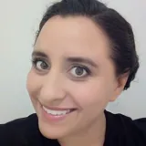 Kenia - profesor de química - San Nicolás de los Garza