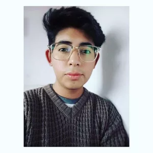 Adrian - Profesor de biología - CDMX