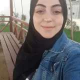 Büşra - Ödevlere yardım öğretmeni - İstanbul