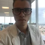 Ronan - Prof de finanças - Jardim Felicidade