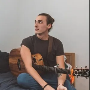 Riccardo - Insegnante di chitarra - Roma