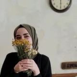 Sümeyye - Arapça öğretmeni - İstanbul