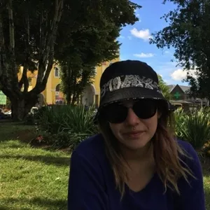 Catalina - Profesor de ciencias sociales - Chiguayante