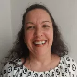 Letícia - Professor de Biologia - 