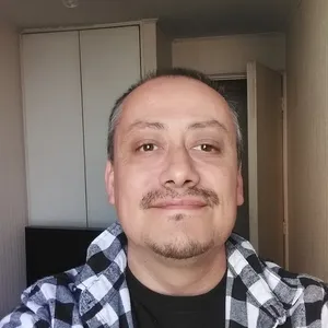 Julio - Profesor de piano - Santiago