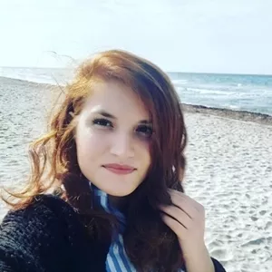 Sedef - İngilizce öğretmeni - Çanakkale